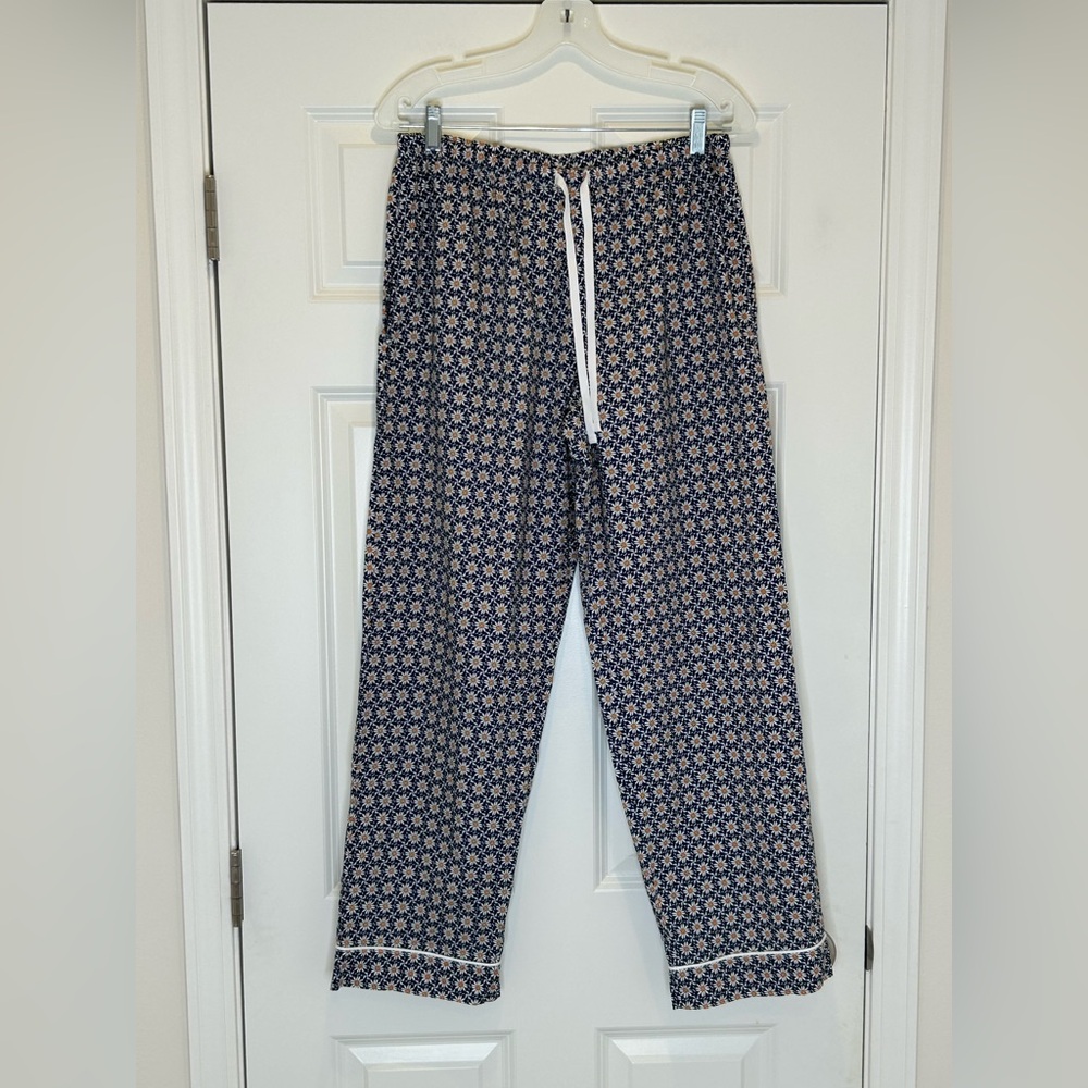 The Cat’s Pajamas Daisy Pattern Pajama Set with White Trim Size M - Picture 8 of 13